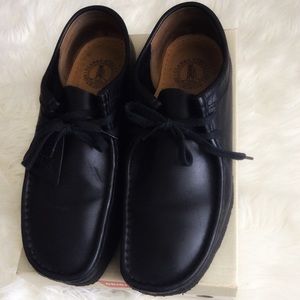 Wallabee Black Leather
